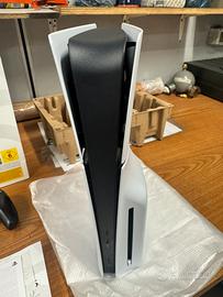 Ps5 slim disco pari al nuovo!garanzia e giochi