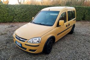 Opel Combo Tour 1.7 turbo diesel 100cv