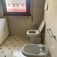 Mobile bagno con sanitari