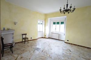 PALAZZINA A SANTI COSMA E DAMIANO