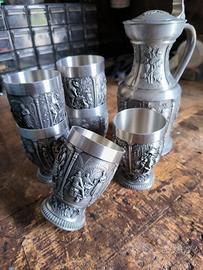 Bicchieri e caraffa in peltro