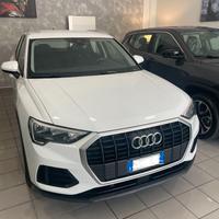AUDI Q 3 S TRONIC