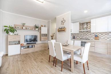 Appartamento di 110 m² con 3 locali e box auto dop