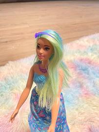 Bambola Barbie Sirena Capelli Colorati
