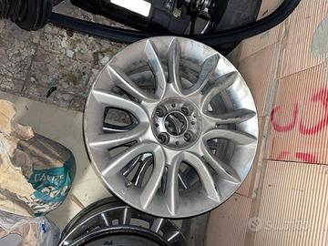 cerchi in lega da 16 (+ Coprimozzo) Lancia Delta