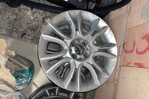 cerchi in lega da 16 (+ Coprimozzo) Lancia Delta