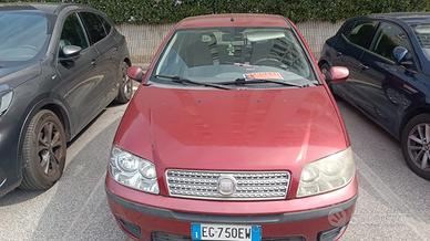 fiat punto del 2011 61.000km