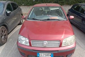 fiat punto del 2011 61.000km