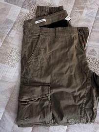 pantaloni cargo