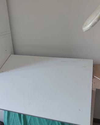 tavolo da disegno.
