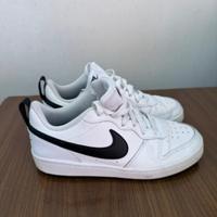 Nike court borough low 2  bianche/nere, numero 38