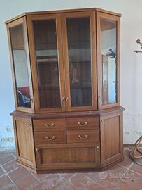 Mobile di arredo in legno