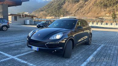 Cayenne diesel motore da rivedere