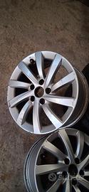 Cerchi in lega Alfa Romeo Giulietta 16"
