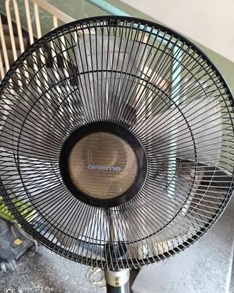 Ventilatore Orieme con piantana regolabile