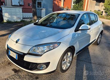 Renault Megane 1.5dci 2012 Cambio Automatico Unico