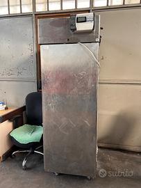 Stagionatore professionale per salumi e formaggi