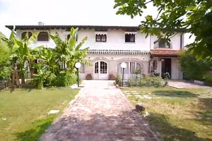 Villa 720 m² con 7 suite e seconda villa, Caorle