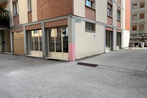 Garage e magazzino a trento città