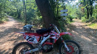 Moto cross 250cc 4 tempi