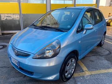 NEOPATENTATI UNICO PROPRIETARIO HONDA JAZZ 1.2 BEN