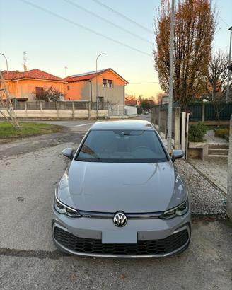 Golf 8 GTE 1.4 245cv trattabile
