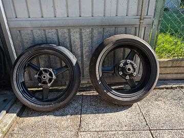 pezzi ricambio Yamaha R1 2002