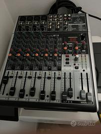 Mixer Behringer Xenyx X1204USB