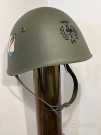 Elmetto Aereonautica Militare fregiato