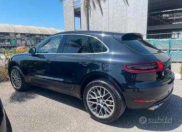 PORSCHE MACAN S