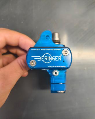pompa beringer 