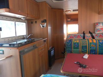 Camper Semintegrale Arcadia 4.3 2.5 TD