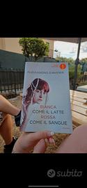 libro "Bianca come il latte rossa come il sangue"