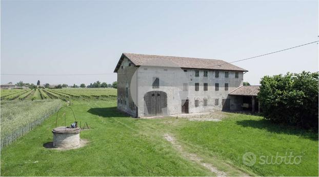 RUSTICO - CORREGGIO (RE)