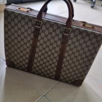 valigetta rigida 24 ore