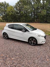 Peugeot 208 gti (stage 1)