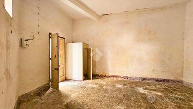 MONOLOCALE A NARDÒ