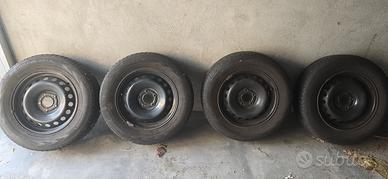 gomme termiche nokian 215/65/r16 con cerchi