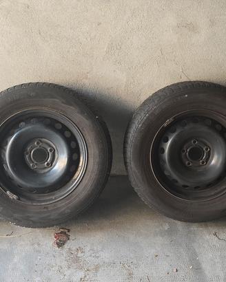 gomme termiche nokian 215/65/r16 con cerchi