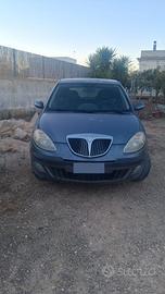Lancia Y