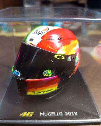 Casco Valentino Scala 1:5 Rossi Mugello 2019 Usato
