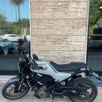Husqvarna Svartpilen 401 - 2021
