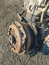 VOLANO E FRIZIONE USATI PAJERO 32 DID MOTORE 4M41