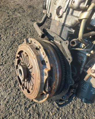 VOLANO E FRIZIONE USATI PAJERO 32 DID MOTORE 4M41