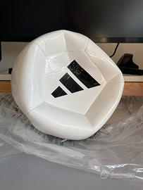 Pallone bianco Adidas 5 Universiadi