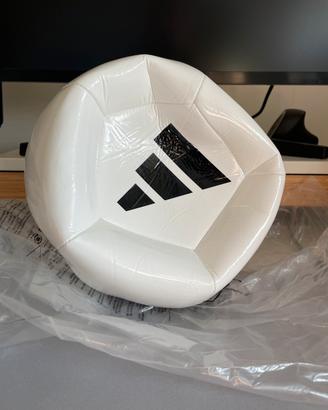 Pallone bianco Adidas 5 Universiadi