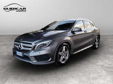 Mercedes GLA-X156 2014 - GLA 220 d Premium 4matic