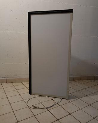 Schermo luminoso per vedere radiografie