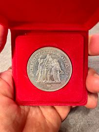 Moneta da 50 franchi francesi in argento
