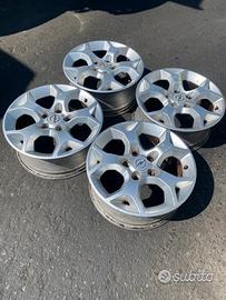 Cerchi in lega Opel Astra H 16 pollici